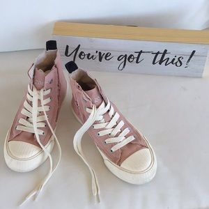 ‘Zara’ Hi-Top Side Zipper Zoey Sneakers